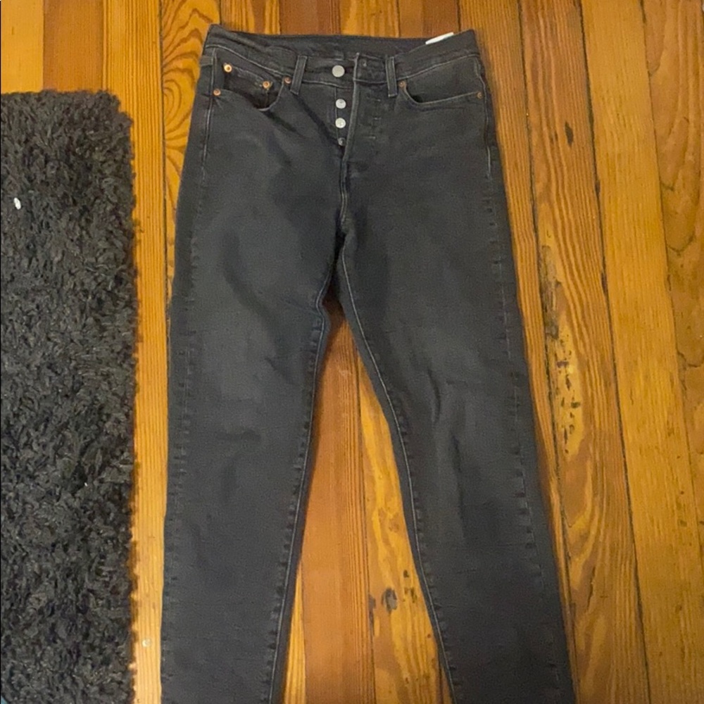 Levi’s black jeans